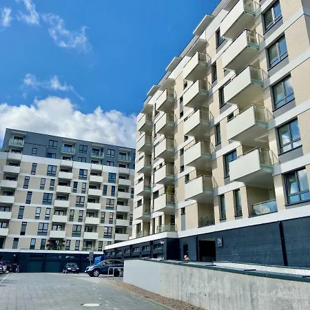 Komfortowy Apartament Z Balkonem 'Platany' Kolberg Exterior foto